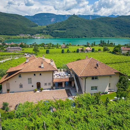 Leuchtenhof Caldaro Bagian luar foto